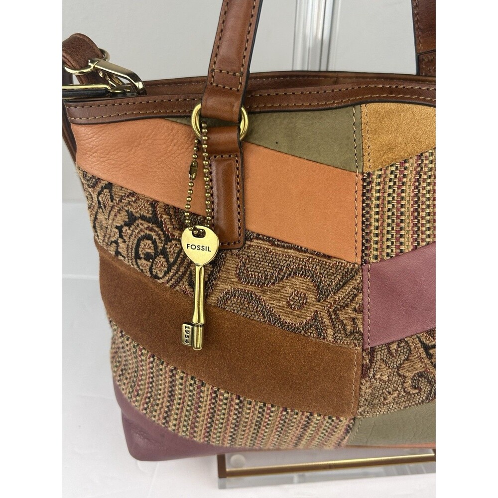 VTG Fossil Patchwork Shoulder Bag Suede Leather Tapestry Boho Key Charm Bag Y2k - Picture 2 of 10